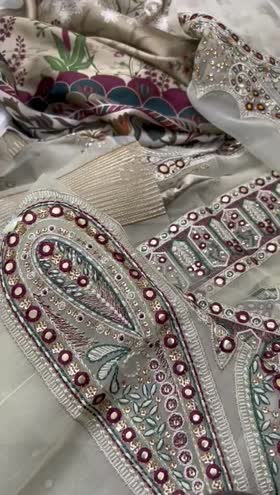 Rs 8850 Nureh The Silk Rs 8850 Nureh The Silk